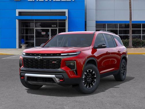 Radiant Red Tintcoat 2026 Chevrolet Traverse AWD Z71