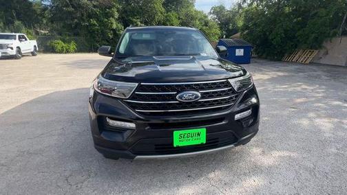 AGATE BLACK METALLIC 2021 Ford Explorer XLT