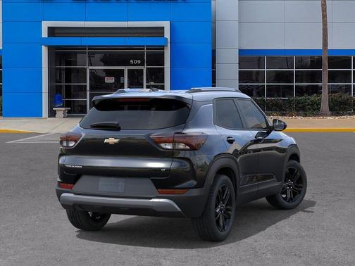 Mosaic Black Metallic 2026 Chevrolet Trailblazer LT