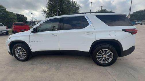 Summit White 2023 Chevrolet Traverse LT Cloth