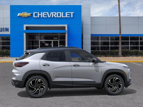 Sterling Gray Metallic 2026 Chevrolet Trailblazer RS
