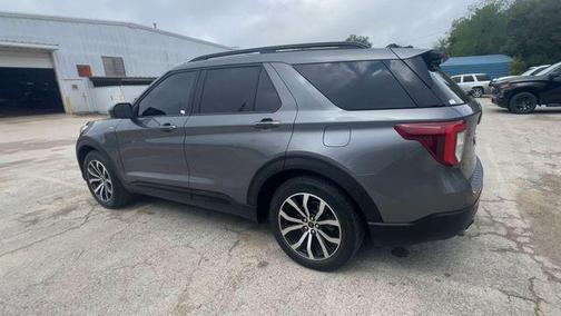 CARBONIZED GRAY METALLIC 2022 Ford Explorer ST-Line