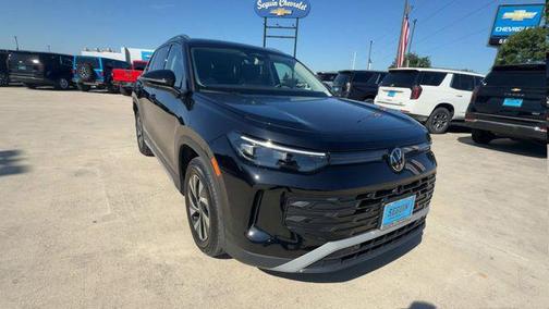 Deep Black Pearl 2025 Volkswagen Tiguan 2.0T S