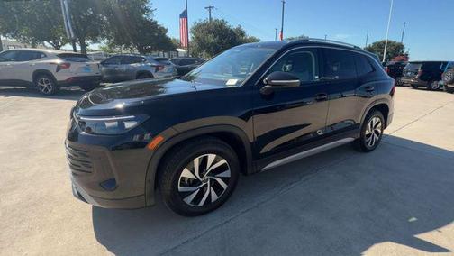 Deep Black Pearl 2025 Volkswagen Tiguan 2.0T S