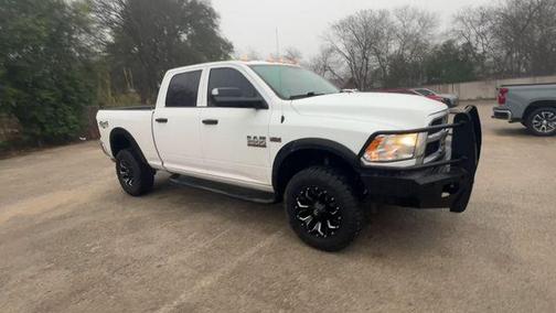 2018 RAM 2500 Tradesman Crew Cab 4x4 6'4' Box