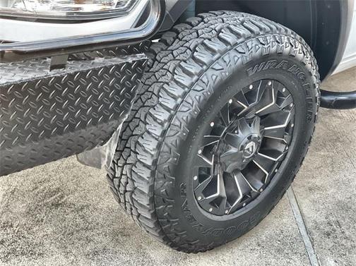 2018 RAM 2500 Tradesman Crew Cab 4x4 6'4' Box