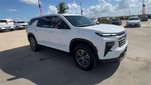 2024 Chevrolet Traverse LS