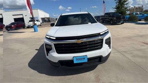 2024 Chevrolet Traverse LS