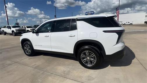 2024 Chevrolet Traverse LS