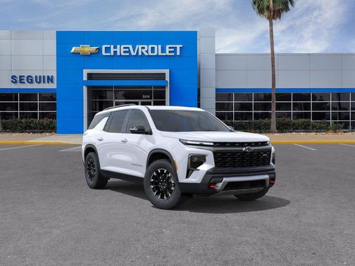 Polar White Tricoat 2026 Chevrolet Traverse AWD Z71