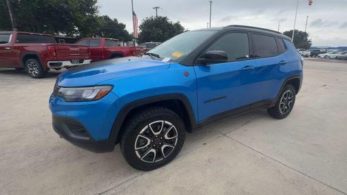 Hydro Blue Pearlcoat 2025 Jeep Compass Trailhawk