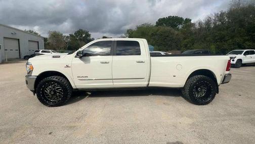2021 RAM 3500 Limited Crew Cab 4x4 8' Box