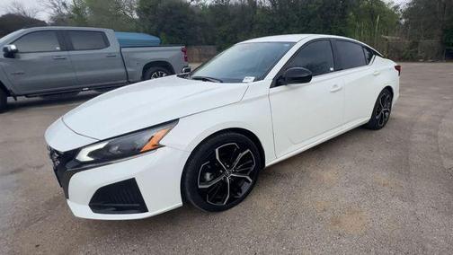 2024 Nissan Altima SR FWD