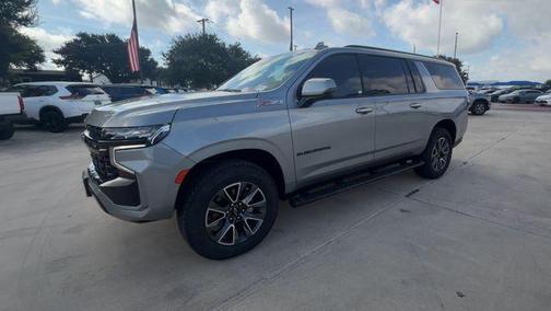 Sterling Gray Metallic 2024 Chevrolet Suburban 4WD Z71