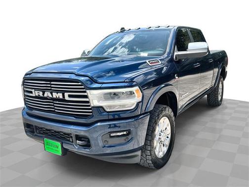2019 RAM 2500 Laramie Crew Cab 4x4 6'4' Box