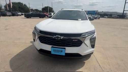 Summit White 2025 Chevrolet Trax FWD 2RS