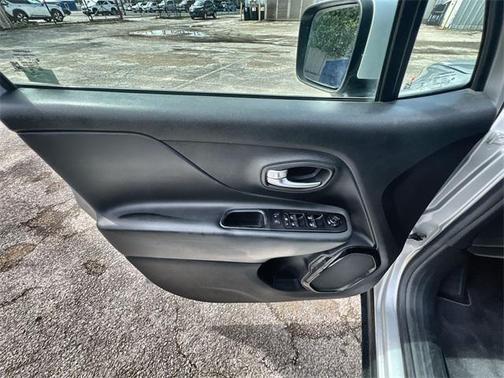2020 Jeep Renegade Altitude