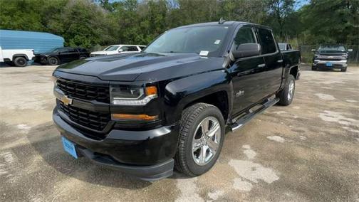 2018 Chevrolet Silverado 1500 Custom