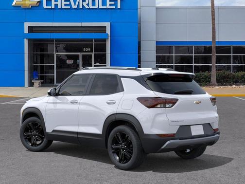 Summit White 2026 Chevrolet Trailblazer LT