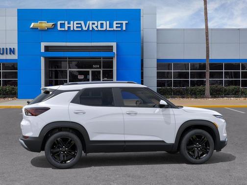 Summit White 2026 Chevrolet Trailblazer LT