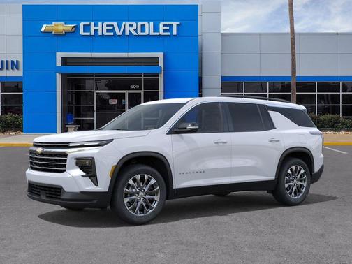 Polar White Tricoat 2026 Chevrolet Traverse LT