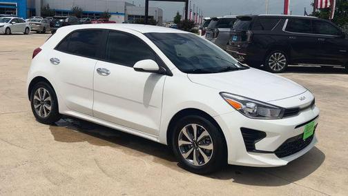 Clear White 2023 Kia Rio S