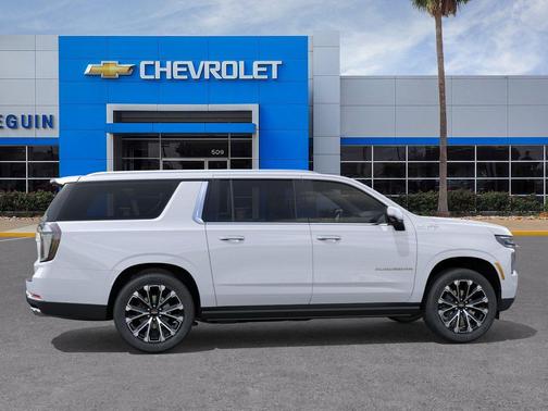 Polar White Tricoat 2026 Chevrolet Suburban High Country, RWD