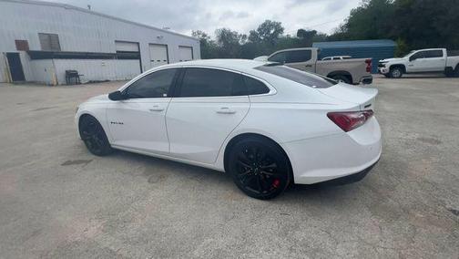 2022 Chevrolet Malibu FWD LT