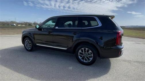 2024 Kia Telluride LX