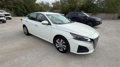 2023 Nissan Altima S FWD