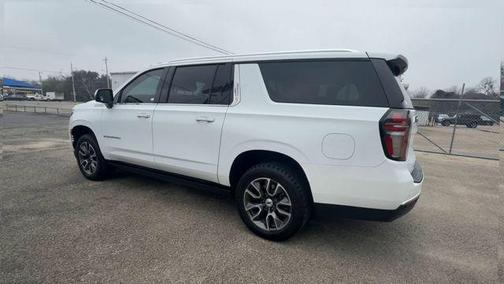 2023 Chevrolet Suburban 4WD High Country
