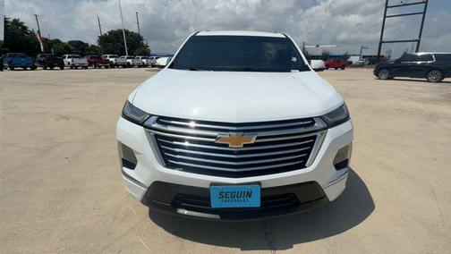 Summit White 2023 Chevrolet Traverse Premier
