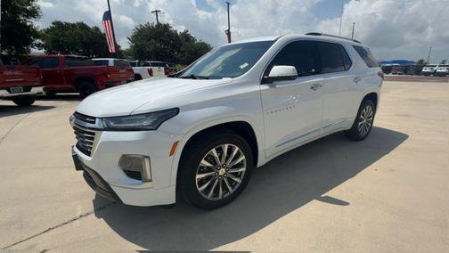 Summit White 2023 Chevrolet Traverse Premier