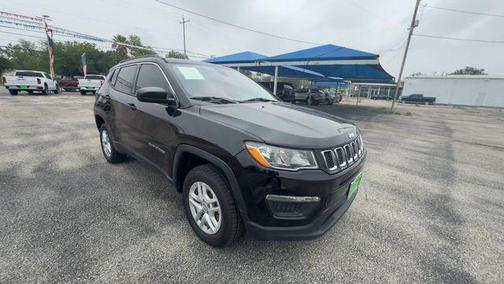Diamond Black Crystal Pearlcoat 2020 Jeep Compass Sport