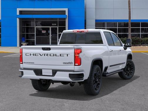 Polar White Tricoat 2026 Chevrolet Silverado 2500 High Country