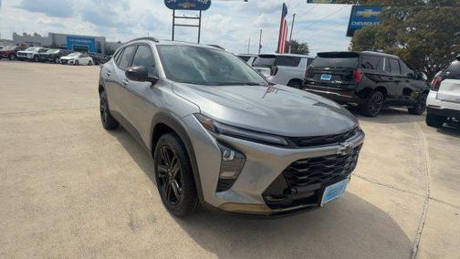 Sterling Gray Metallic 2025 Chevrolet Trax FWD ACTIV