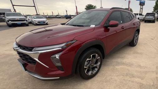 2025 Chevrolet Trax LT