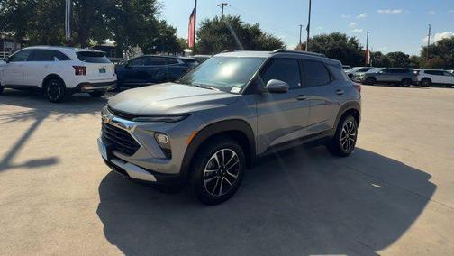 Sterling Gray Metallic 2025 Chevrolet Trailblazer LT