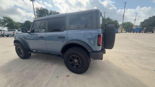 AZURE GRAY MET TRI-COAT 2024 Ford Bronco Wildtrak
