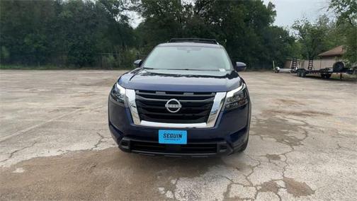 2024 Nissan Pathfinder SV FWD