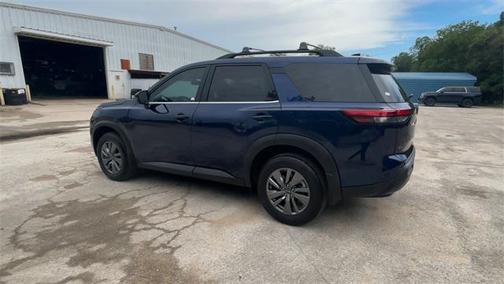 2024 Nissan Pathfinder SV FWD