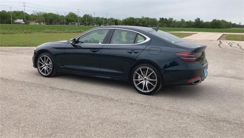 2024 Genesis G70 2.5T RWD