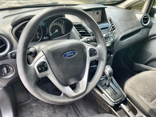 2017 Ford Fiesta SE