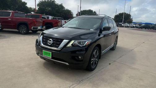 Magnetic Black Metallic 2017 Nissan Pathfinder Platinum