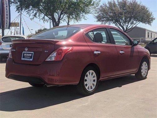 2019 Nissan Versa 1.6 SV