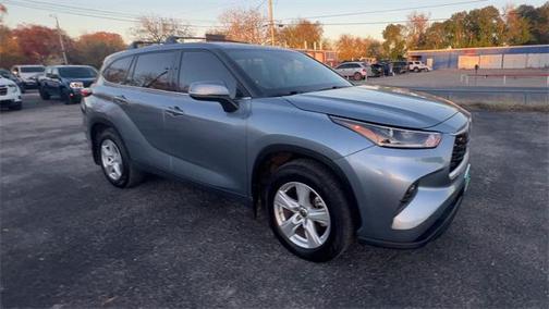 2021 Toyota Highlander LE