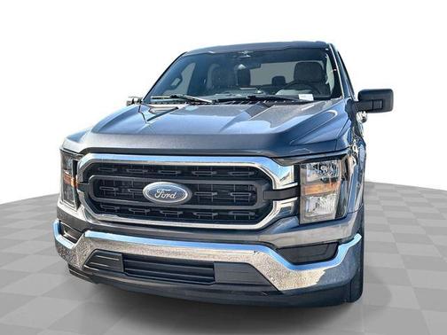 CARBONIZED GRAY METALLIC 2023 Ford F-150 XLT