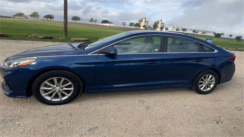 2019 Hyundai SONATA SE