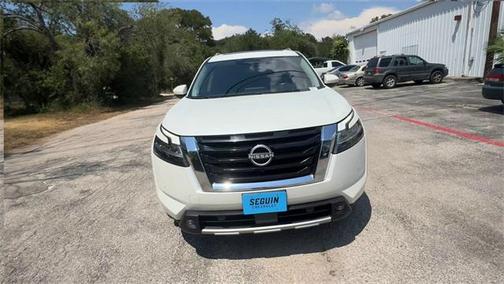 2022 Nissan Pathfinder SL 2WD