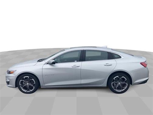 2022 Chevrolet Malibu FWD LT
